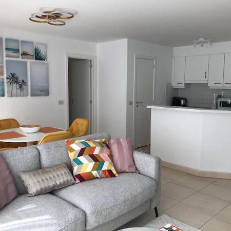 Urbanstay Suites - Beachfront Apartment In Knokke Экстерьер фото