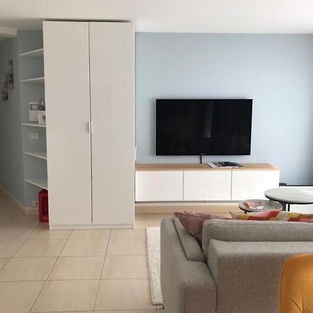 Urbanstay Suites - Beachfront Apartment In Knokke Экстерьер фото